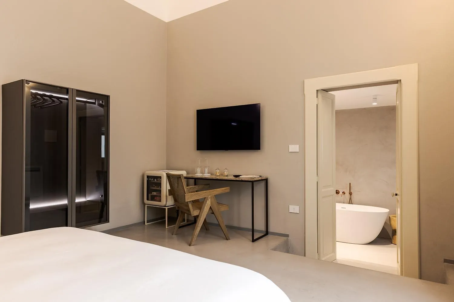 Palazzo Console Bed & Breakfast Lecce 0*,  Italy